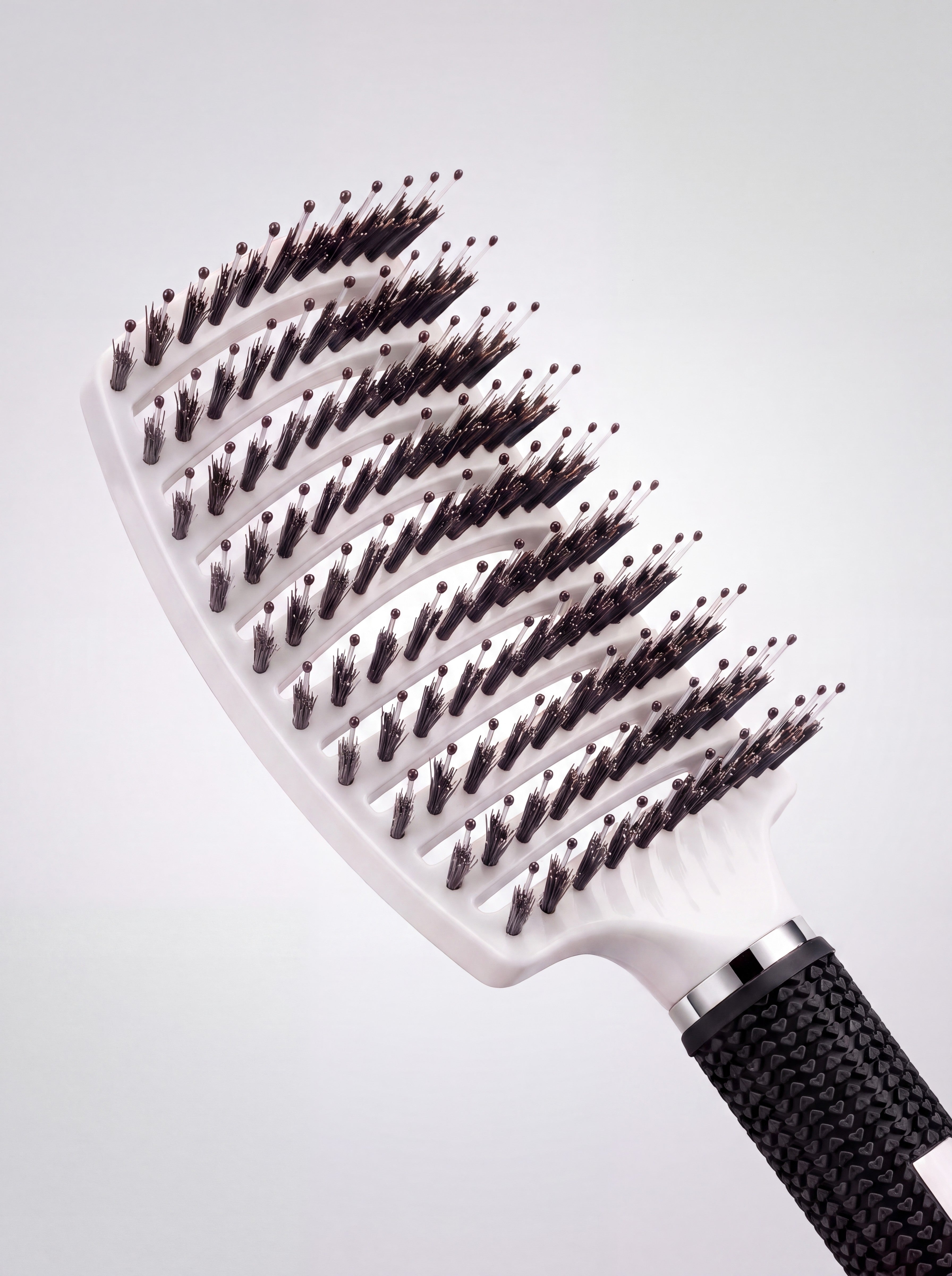 AriaHair — Professional Detangling Hair Brush